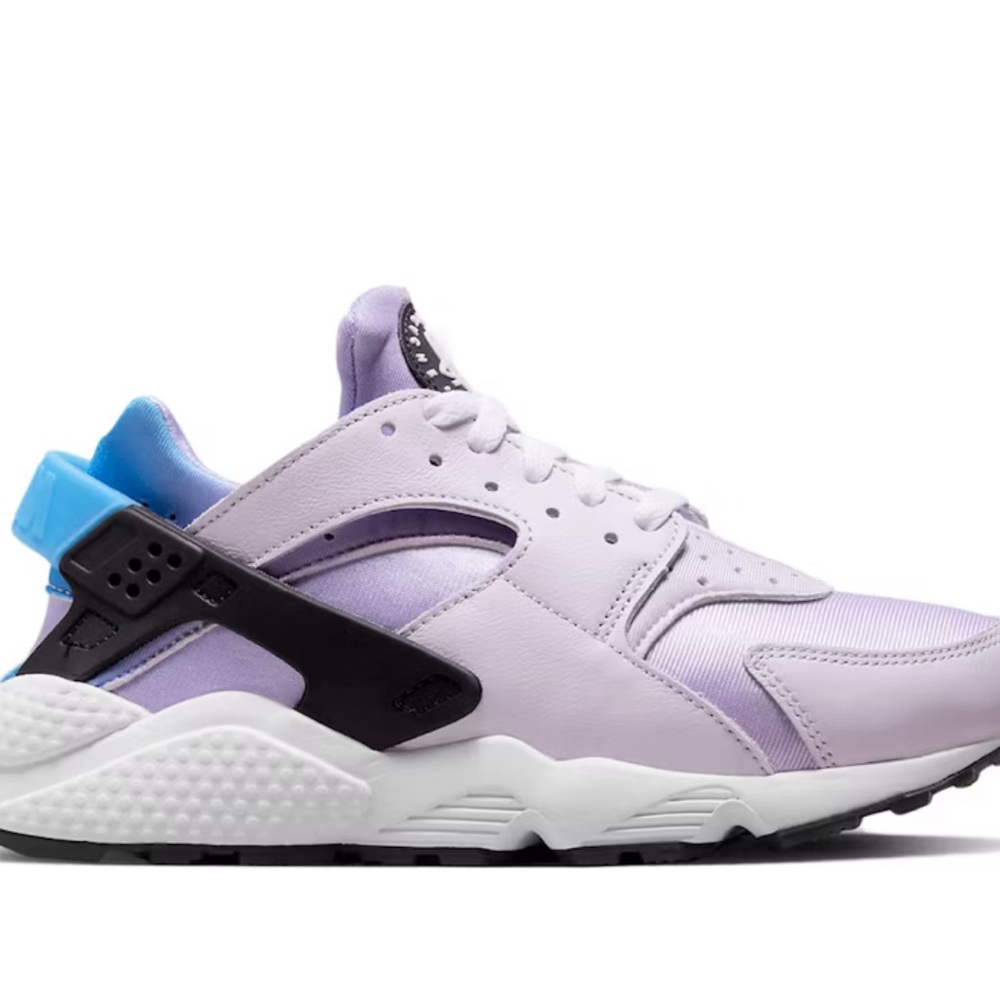 Nike Women’s Huaraches